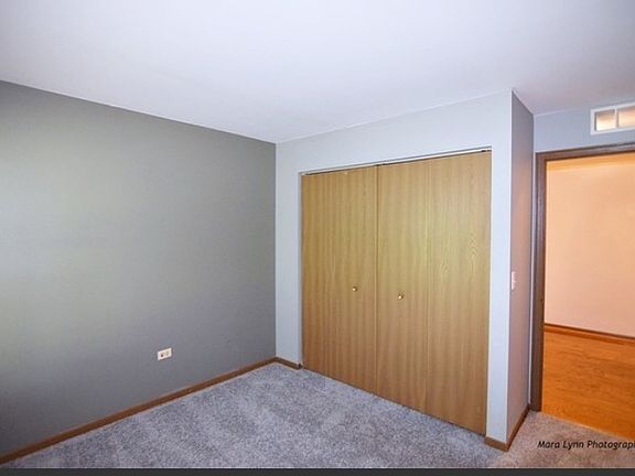 5th image of 2328 College Green Dr