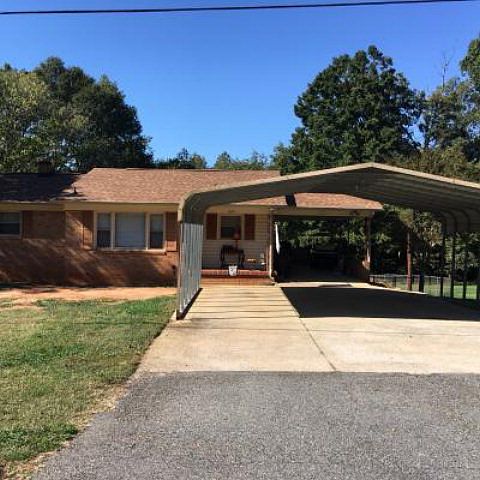 1st image of 203 Brookwood Dr