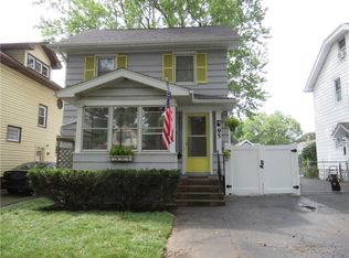 95 Colonial Rd, Rochester, NY 14609
