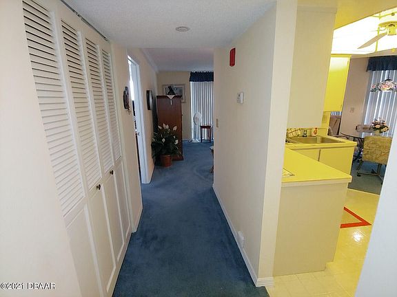 3rd image of 1 Oceans West Blvd APT 20A1
