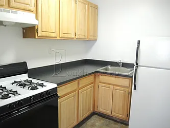 Rented by Bouklis Group