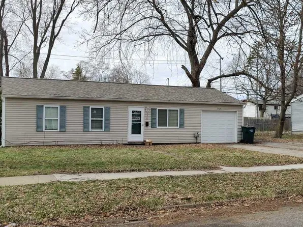 3920 S Deerfield Ave, Lansing, MI 48911