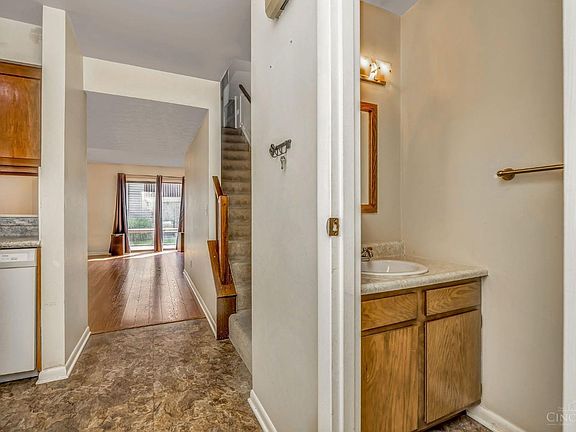5th image of 5009 Columbia Cir
