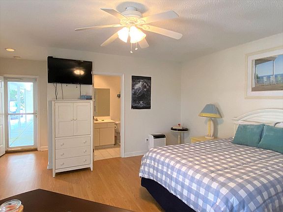 4th image of 3169A Lakeside Commons Dr SE #A