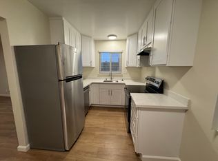 926 Tamarack Ln #8, Sunnyvale, CA 94086