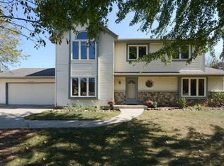 W148S6786 Golden Country Dr, Muskego, WI 53150