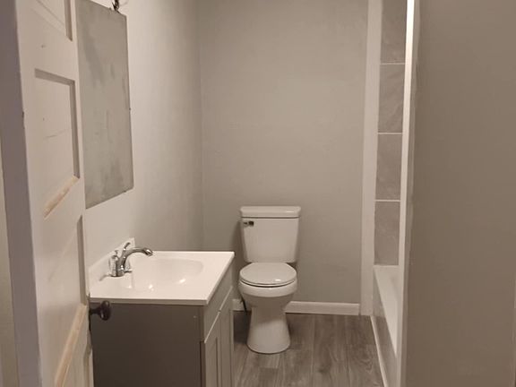 2nd image of 203 Randolph Ave #5