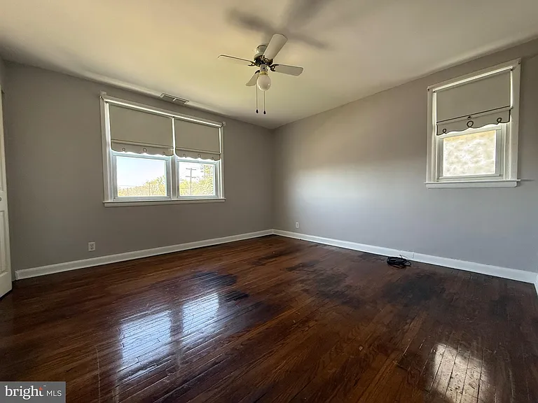 9083 Convent Ave — Photo 15