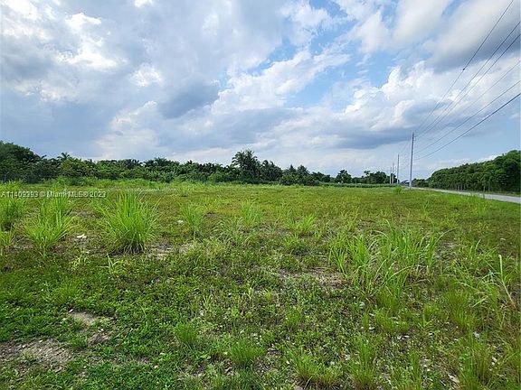 4th image of 194 Bush Dr