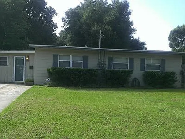 7052 King Arthur Rd N, Jacksonville, FL 32211