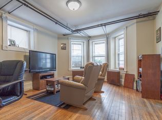 313 E Mifflin St APT 2, Madison, WI 53703