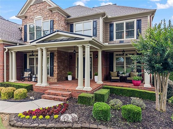 2nd image of 4655 Wykeshire Ct