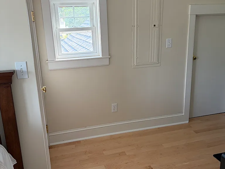 9 Cedar St — Photo 16