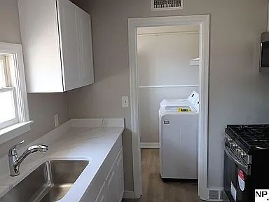 4th image of 2225 N 49th St