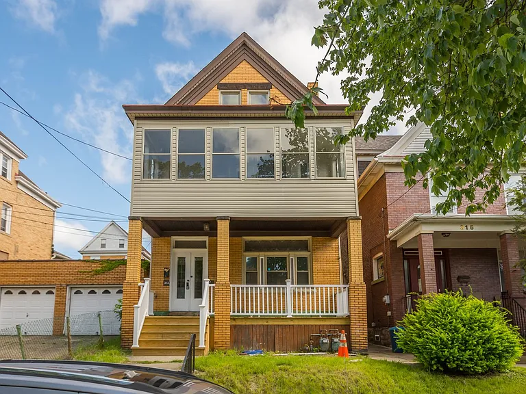 313 Kambach Street — Photo 4
