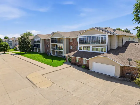 301 SE Delaware Ave Unit 201, Ankeny, IA 50021