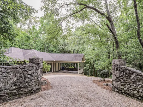 112 Indian Hill Dr, Wetumpka, AL 36092