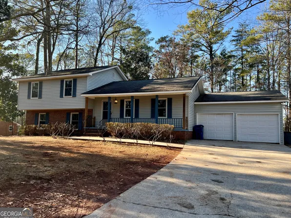 582 Rebecca St, Lawrenceville, GA 30046