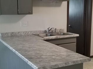 529 N Dewey Ave APT 4, Reedsburg, WI 53959