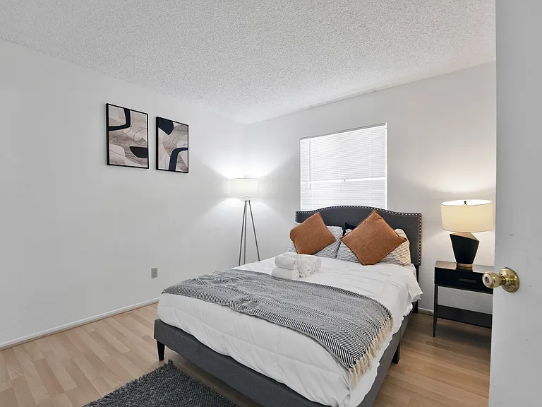 12675 Elmhurst Dr — Photo 21
