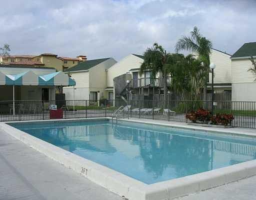 2nd image of 639 Executive Center Dr #O-208