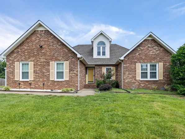 1834 Bridget Dr, Murfreesboro, TN 37129