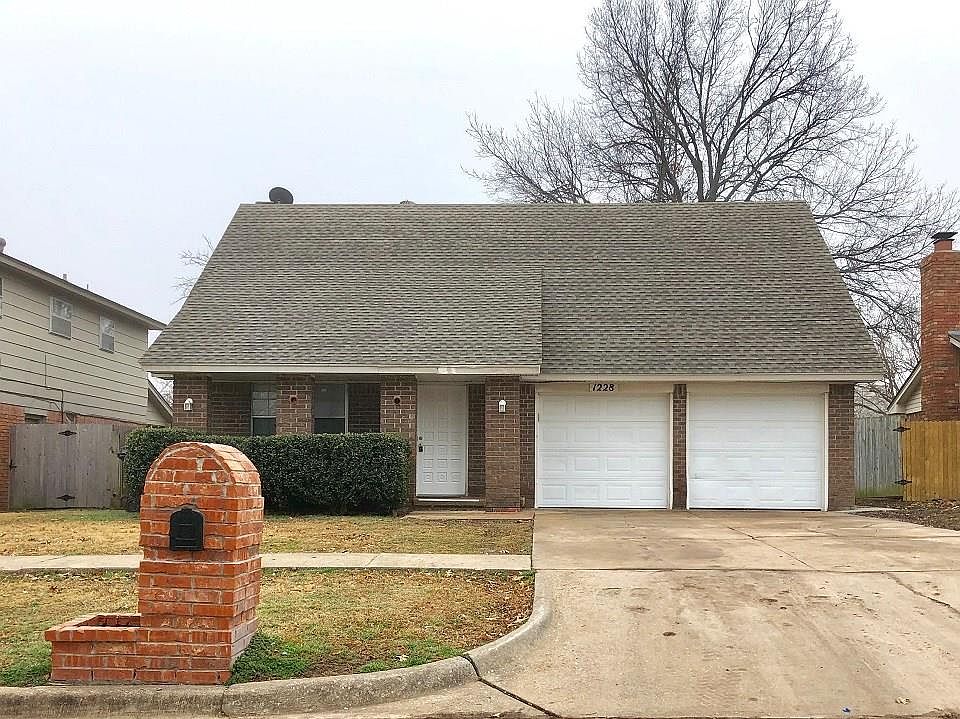 1st image of 1228 SW 91st St