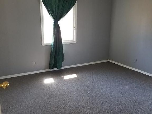 4th image of 4060 Breton St