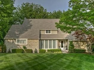 12341 Pembroke Ln, Leawood, KS 66209
