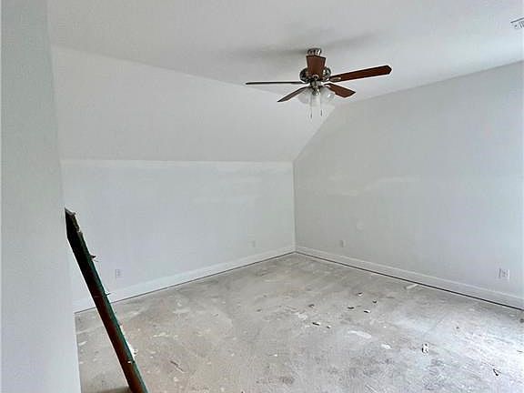4th image of 11229 Dooley Cir