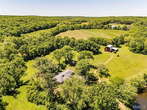 5th image of 2126 Krenning Rd