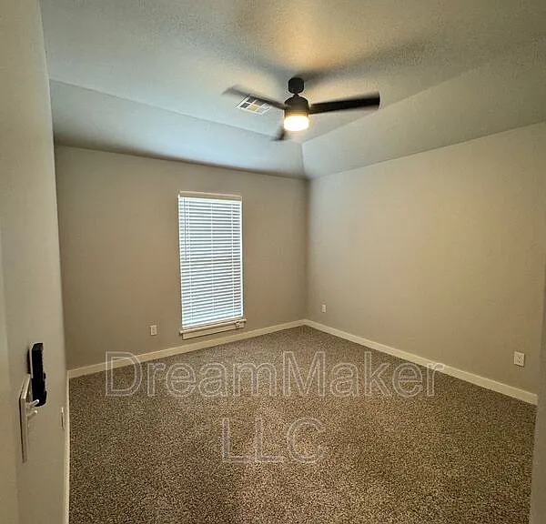 736 Apple Blossom Way — Photo 8