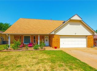 12 Tawana Dr, Shawnee, OK 74804