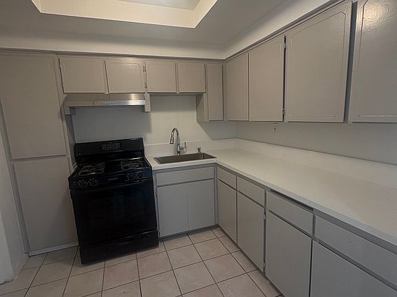 5th image of 1517 N Millbrook Ave