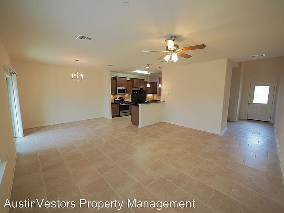 4th image of 1620 Bryant Dr Unit 2103