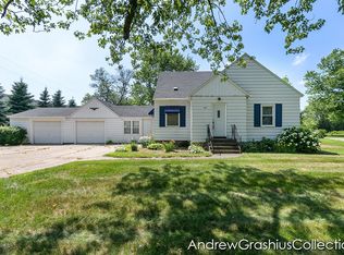 11325 60th Ave, Allendale, MI 49401
