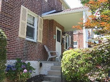 3rd image of 302 Childs Ave