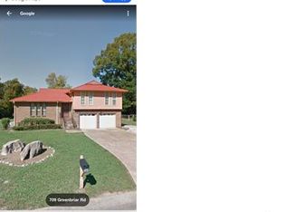 709 Greenbriar Rd, Fairfield, AL 35064