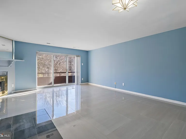 3085 Hawthorne Dr NE #3085 — Photo 6