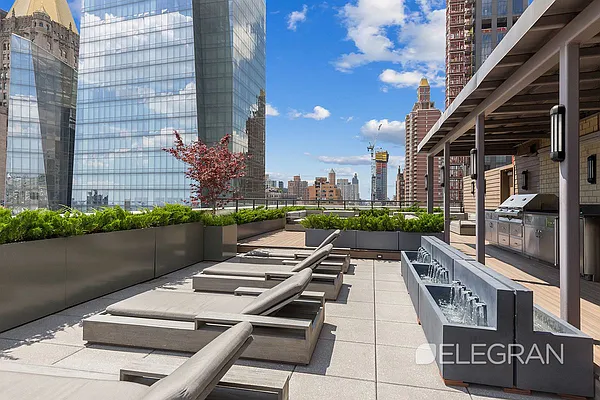 Sold by (Legacy) Elegran | media 6