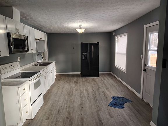 3rd image of 609 E Mulberry St #2