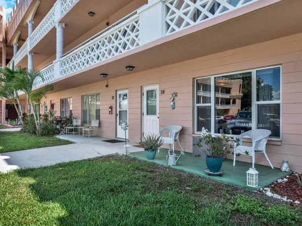 2458 Columbia Dr APT 24, Clearwater, FL 33763