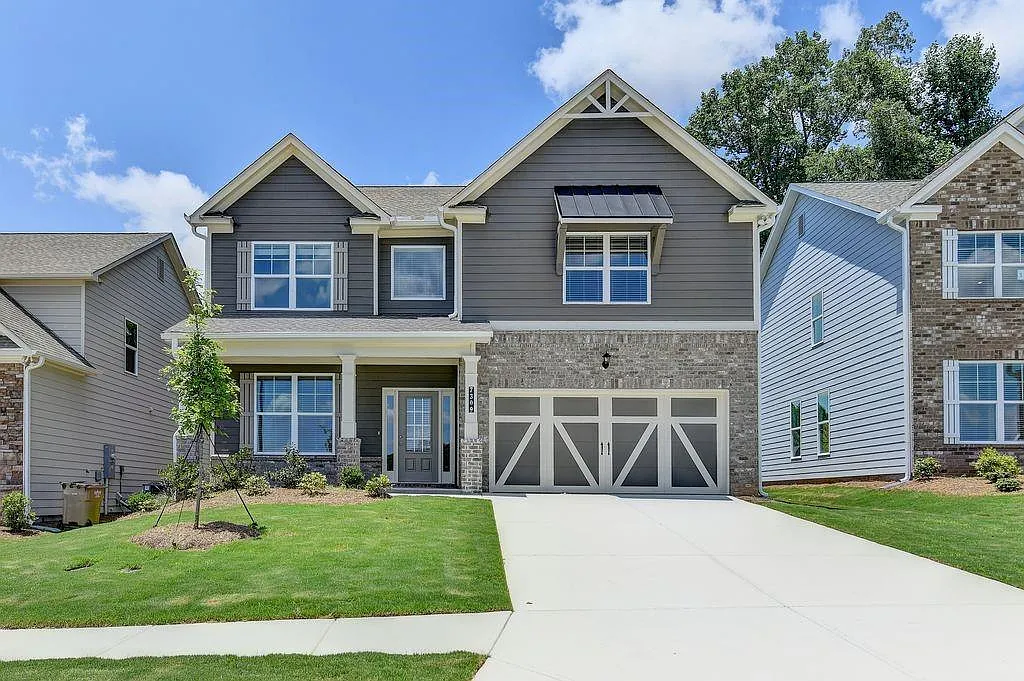 5 bed, 3.5 bath, 2562 sqft, $2,750 — Photo 1