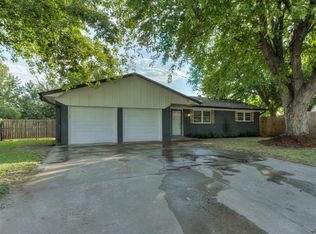 305 Hal Dr, El Reno, OK 73036