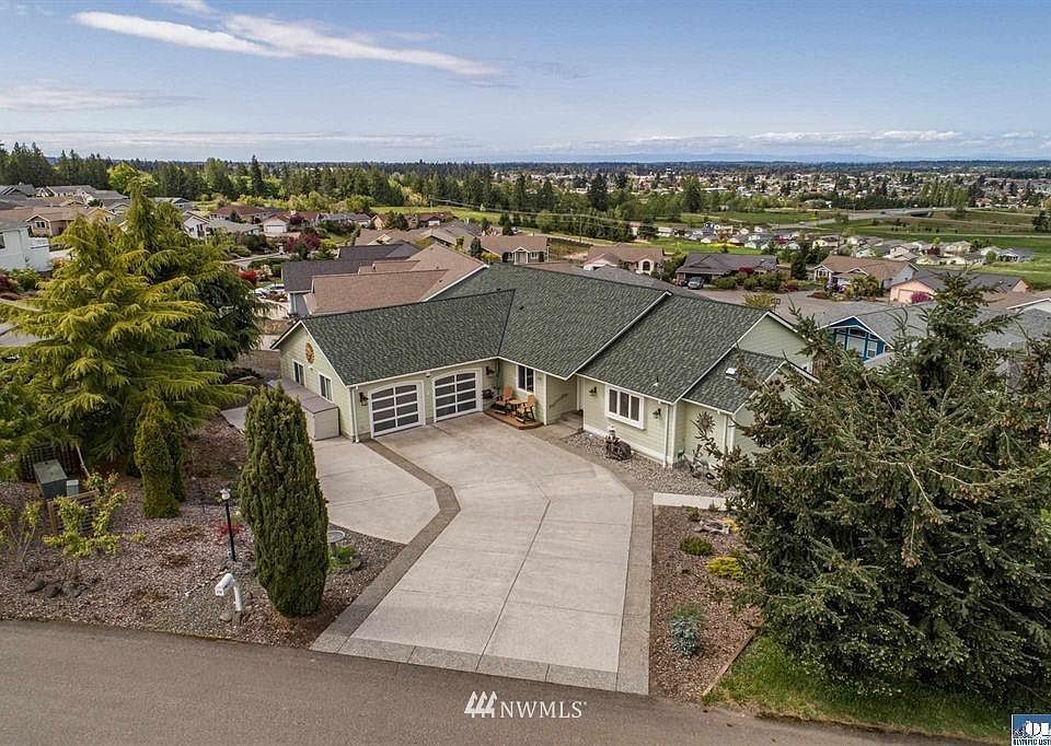 1st image of 110 Coral Dr