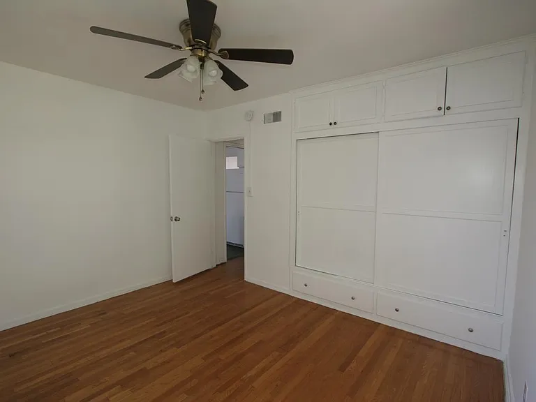 1227 S Sherbourne Dr #4 — Photo 8