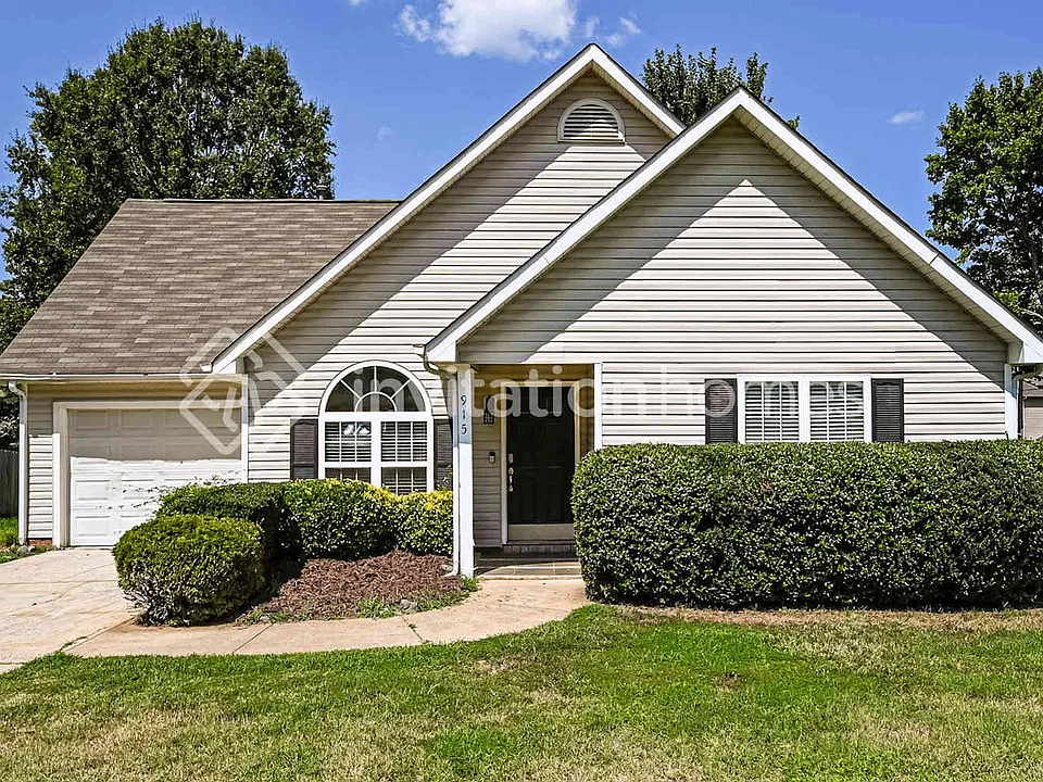 915 Jordans Pond Ln