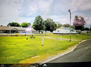 1 N Charlotte Ave, Switz City, IN 47465