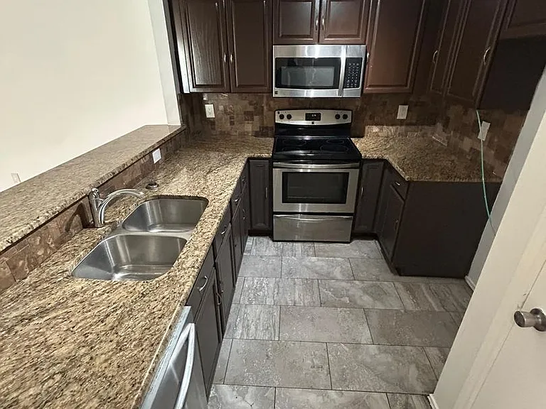 3408 Poplar Springs Ln — Photo 14
