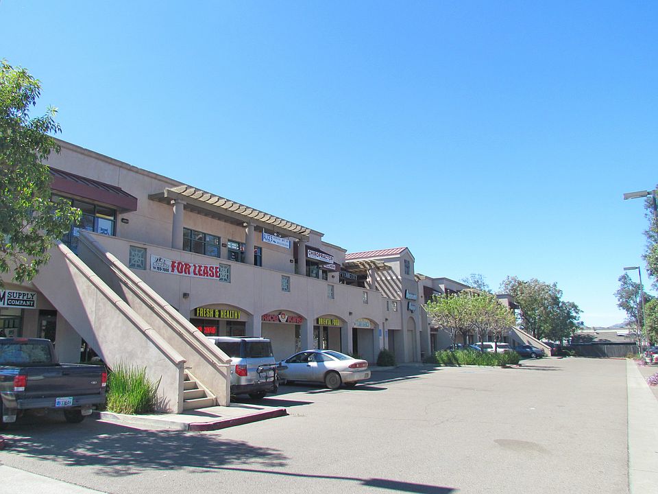 2nd image of 1140 Main St Ste 104